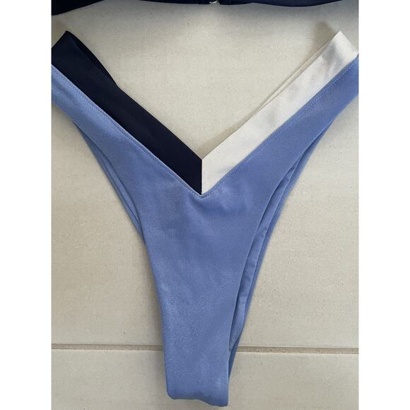 OneOne Swim Bikini Set Swimsuit Color Block V Cut Swimwear - Picture 4 of 10